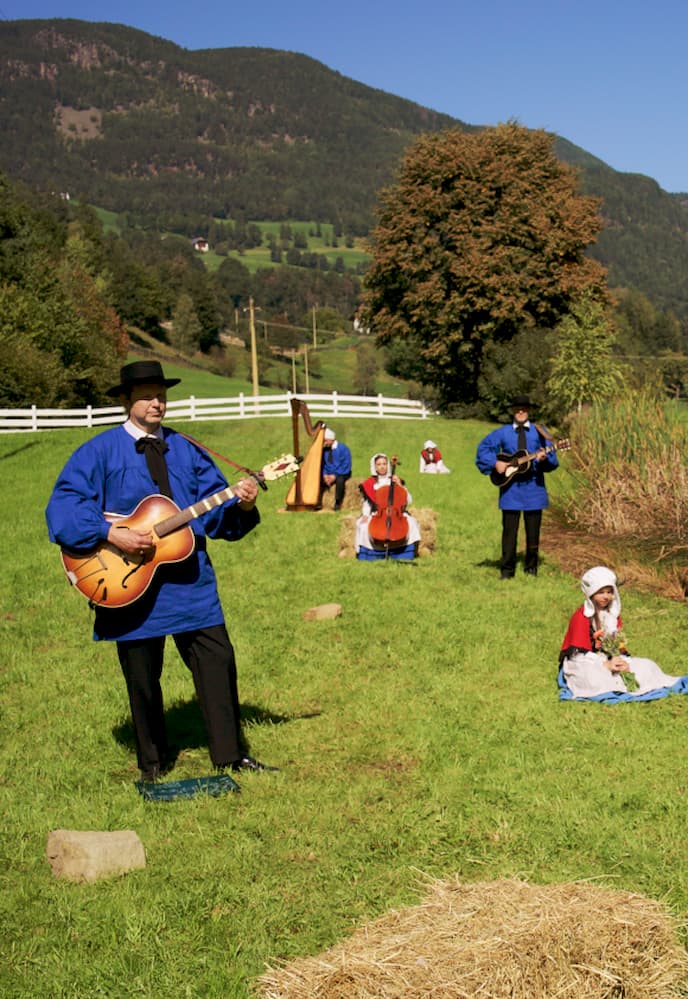 Your Eyes in My Head/Sunday Without Love